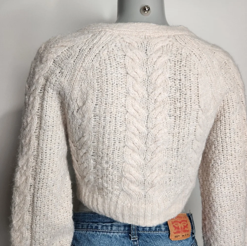 Aritzia Sunday Best Cream Alpaca Blend Cable Knit Cropped Cardigan Size XS - Picture 6 of 11